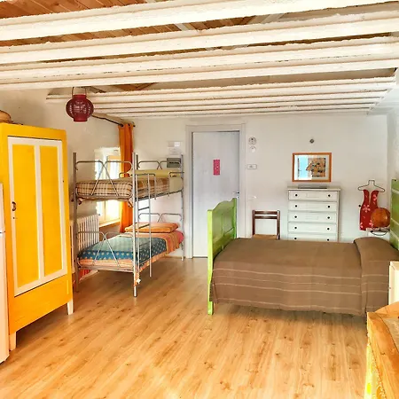 Aula Arcobaleno Гостевой дом